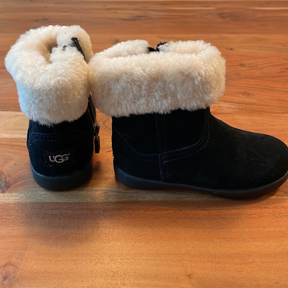 Ugg boots size 7.5